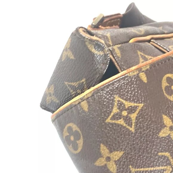 LOUIS VUITTON Monogram Valmy GM Messenger - Picture 7 of 14